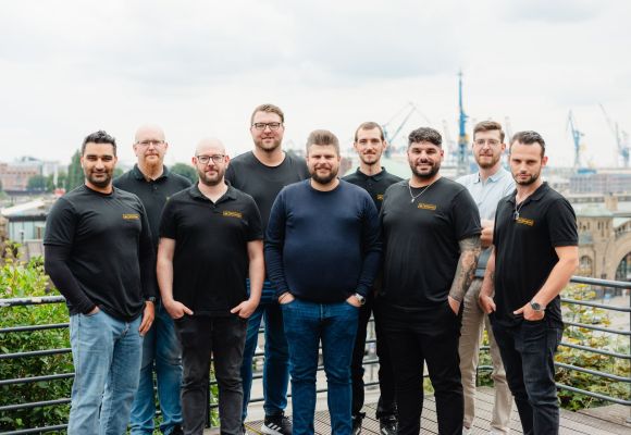 Das Team von Elcatron